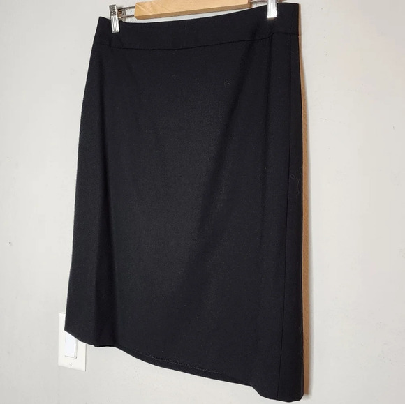 NWT Banana Republic Wool Black Skirt. Women's size 8 Tall. - Picture 10 of 14